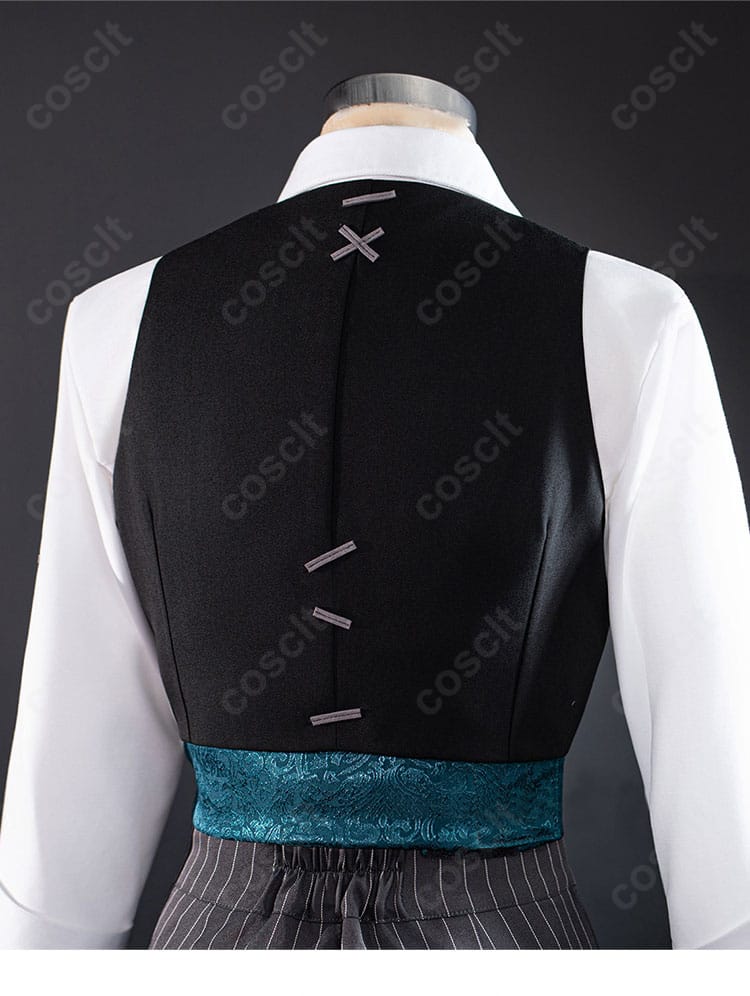 闘牛士衣装の背面装飾とシルエットのディテール