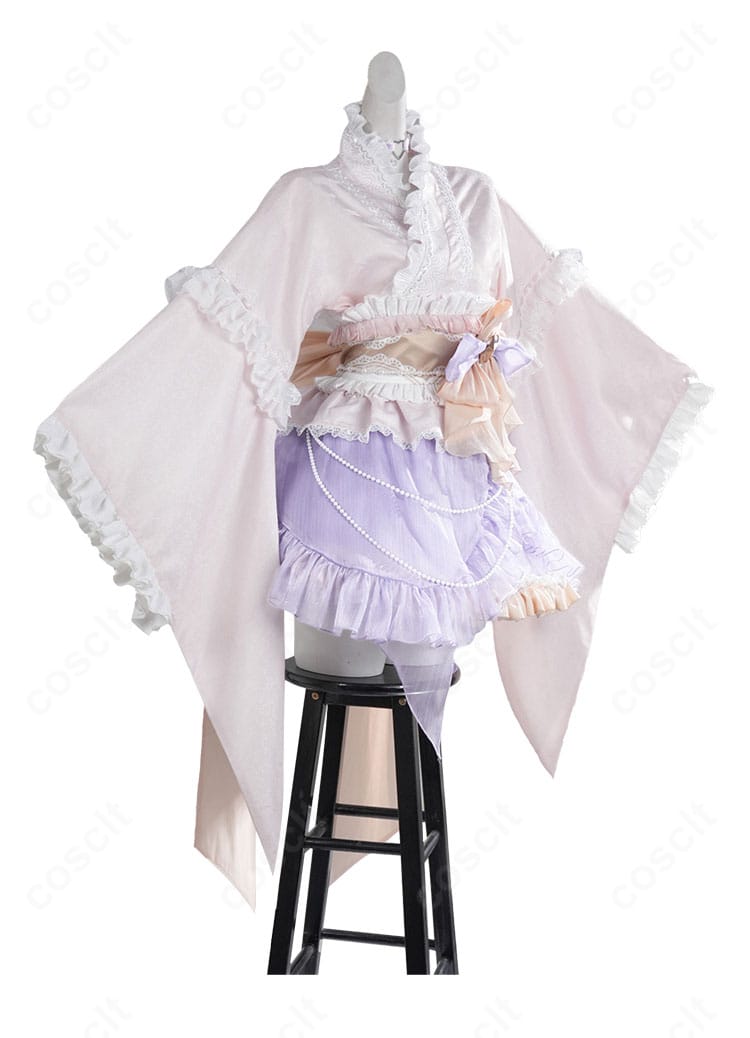 轟はじめ 正月衣装コスプレ 右側面シルエットとディテール