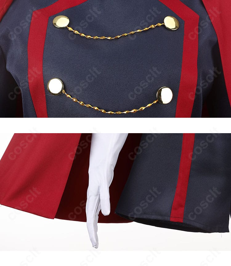 前合わせの留め具とチェーン装飾のクローズアップ