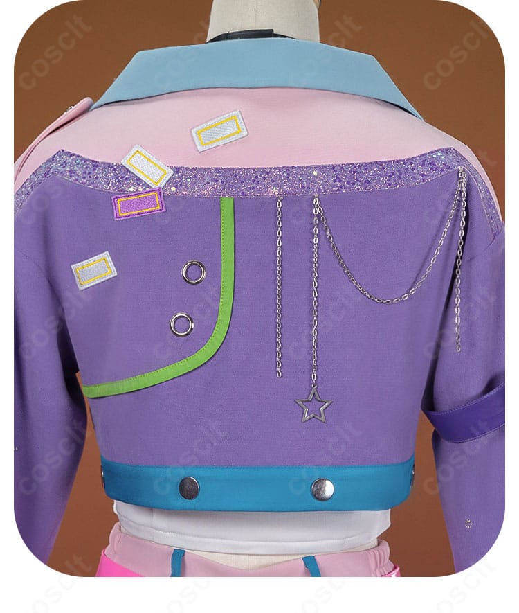 ジャケット背面装飾ディテール:背中モチーフと配色の切替