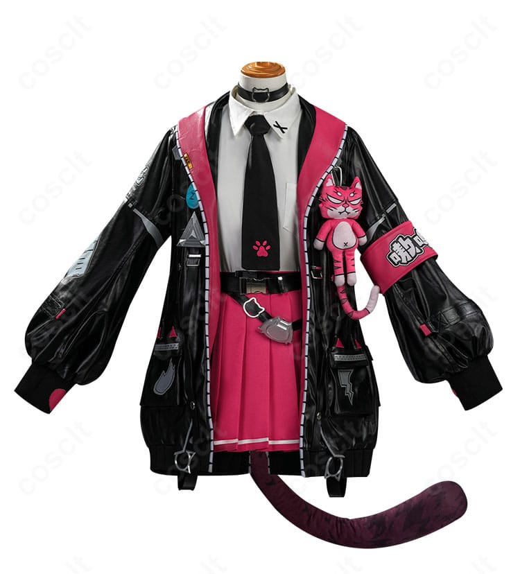 ナナリ・コリンス コート・シャツ・スカートの正面全体写真