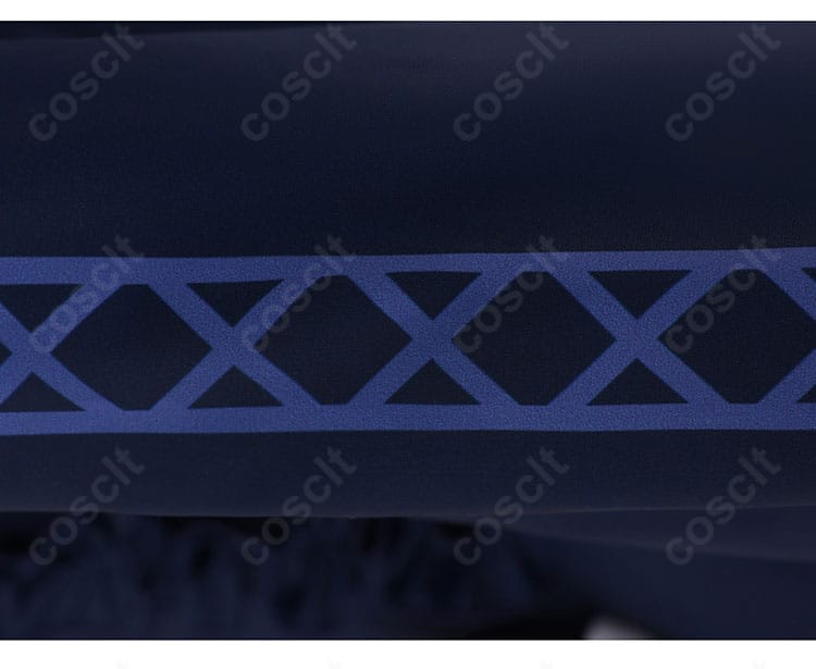 スカートのメッシュ風装飾ディテール。透け感とレイヤー構成が分かる