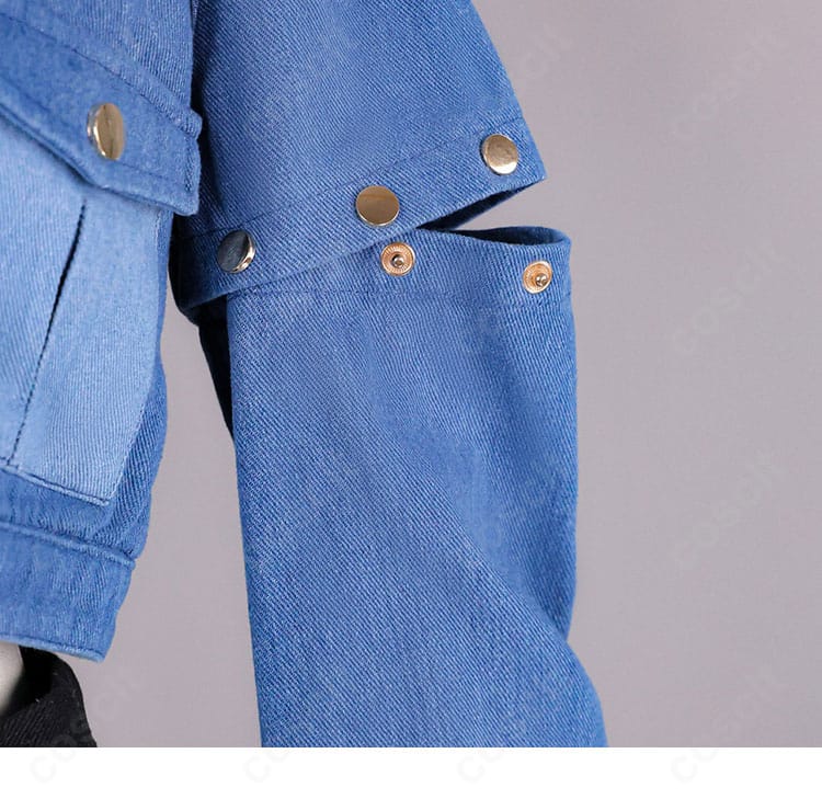 儒烏風亭らでん Flashpoint衣装 袖の切替と装飾ステッチの近接