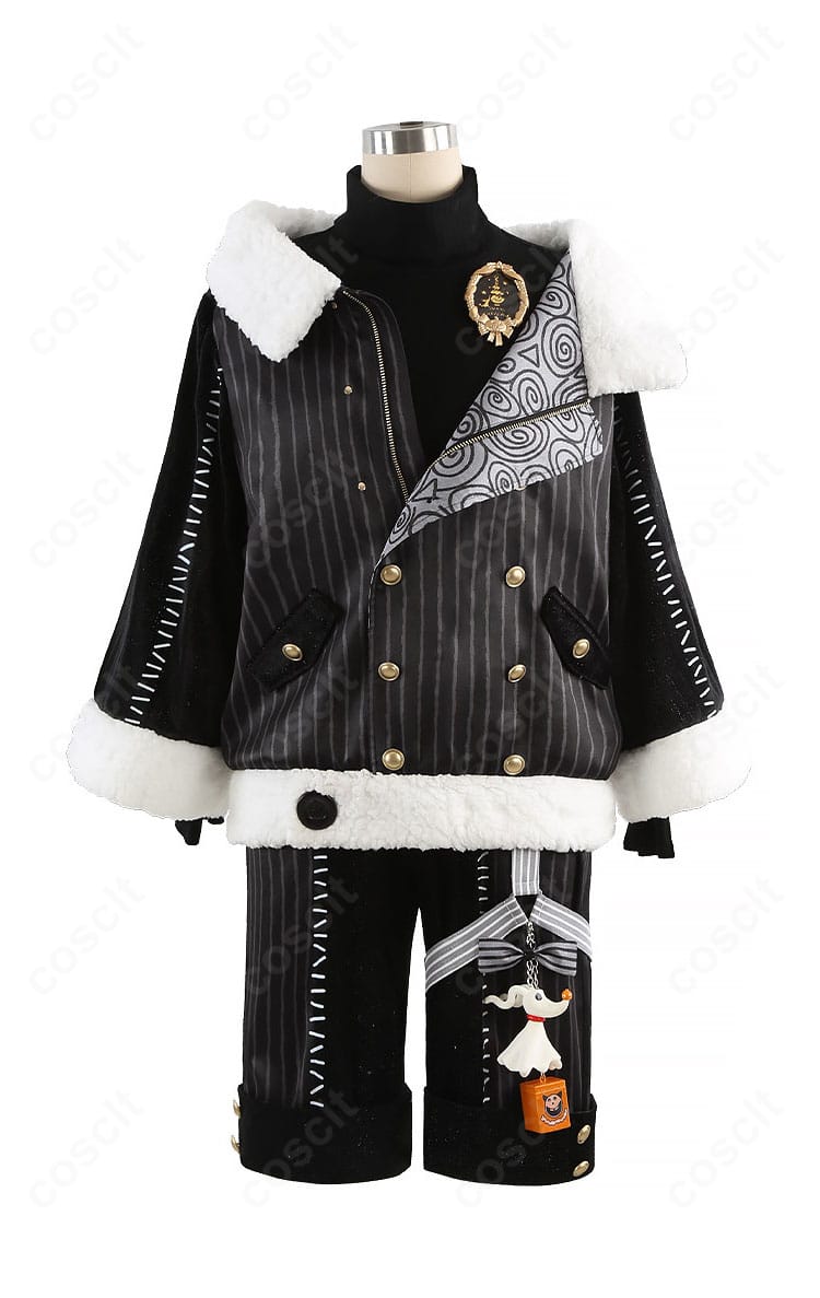 ナイトメア・クーリエ衣装のコートとインナーを正面から撮影した全体画像