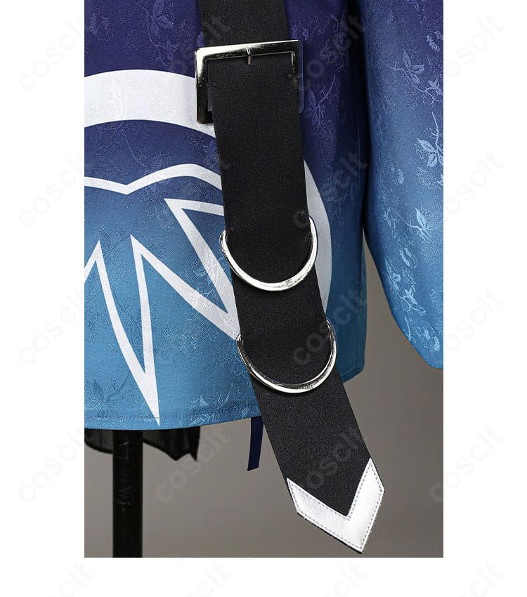 ショルダーストラップおよびベルト装飾の固定構造。可動時にずれにくい設計を説明