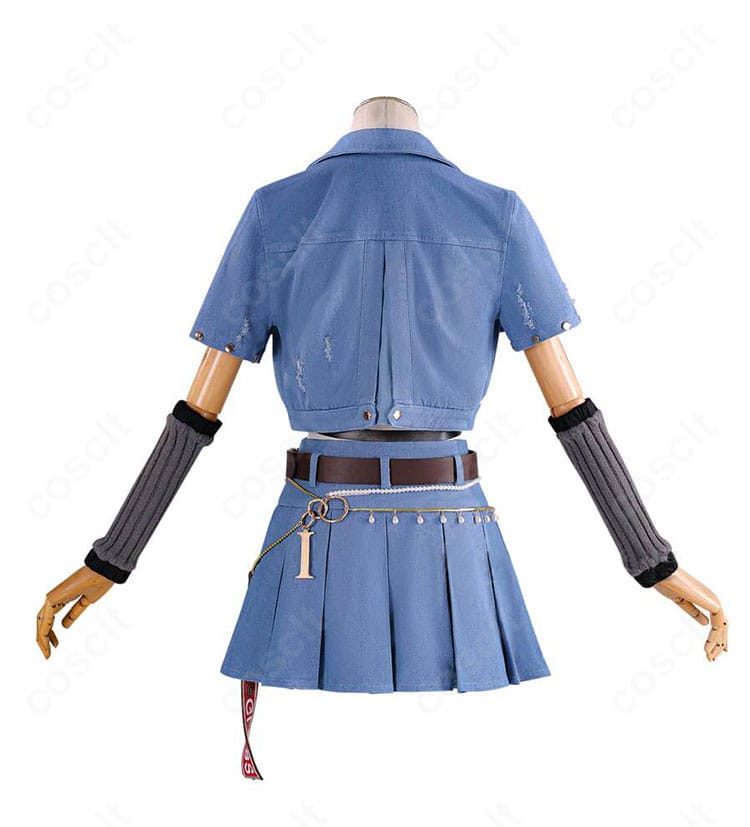 一条莉々華 Flashpoint衣装の背面デザインとコートの丈感