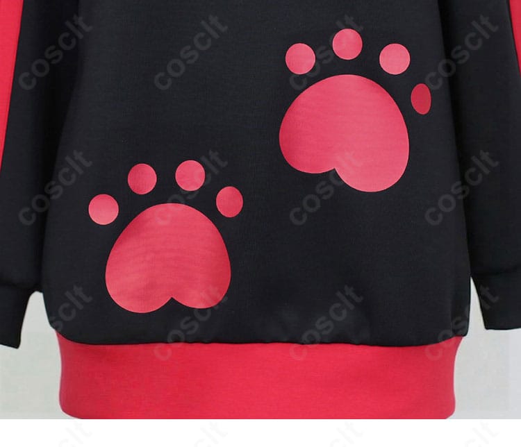 背面フード付近の縫製ディテールと切り替えライン