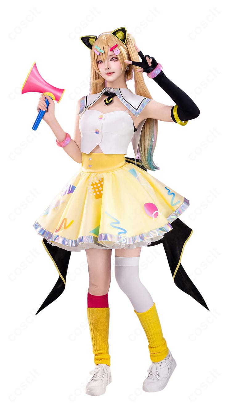 仲町あられ コスプレ衣装のトップス・スカート正面全体。配色とシルエットが確認できる画像