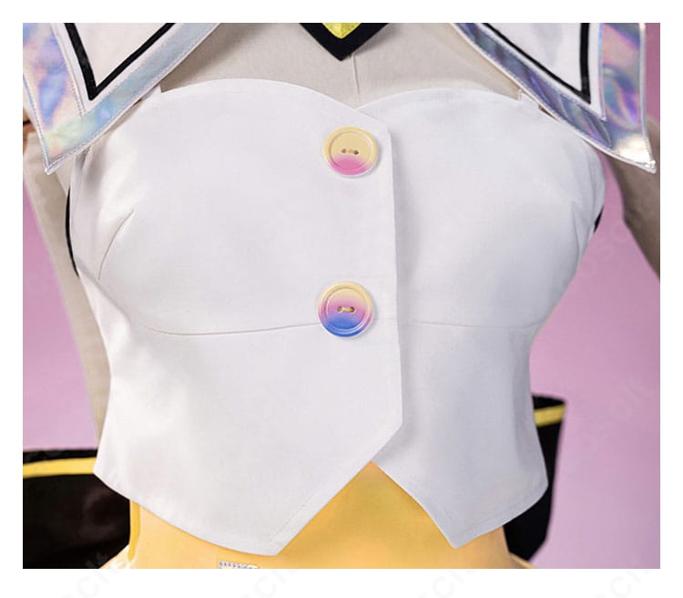 前合わせ(前立て)装飾のアップ。ボタン、縁取り、縫い目の整いと艶感がわかる画像