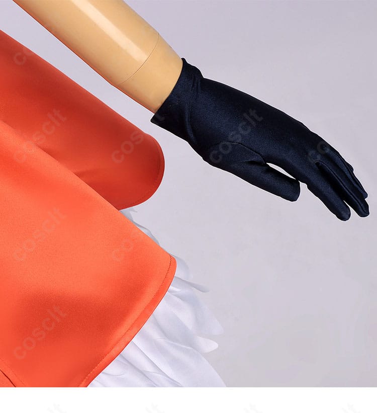 手袋ディテール｜滑らかな質感と指先のシルエット