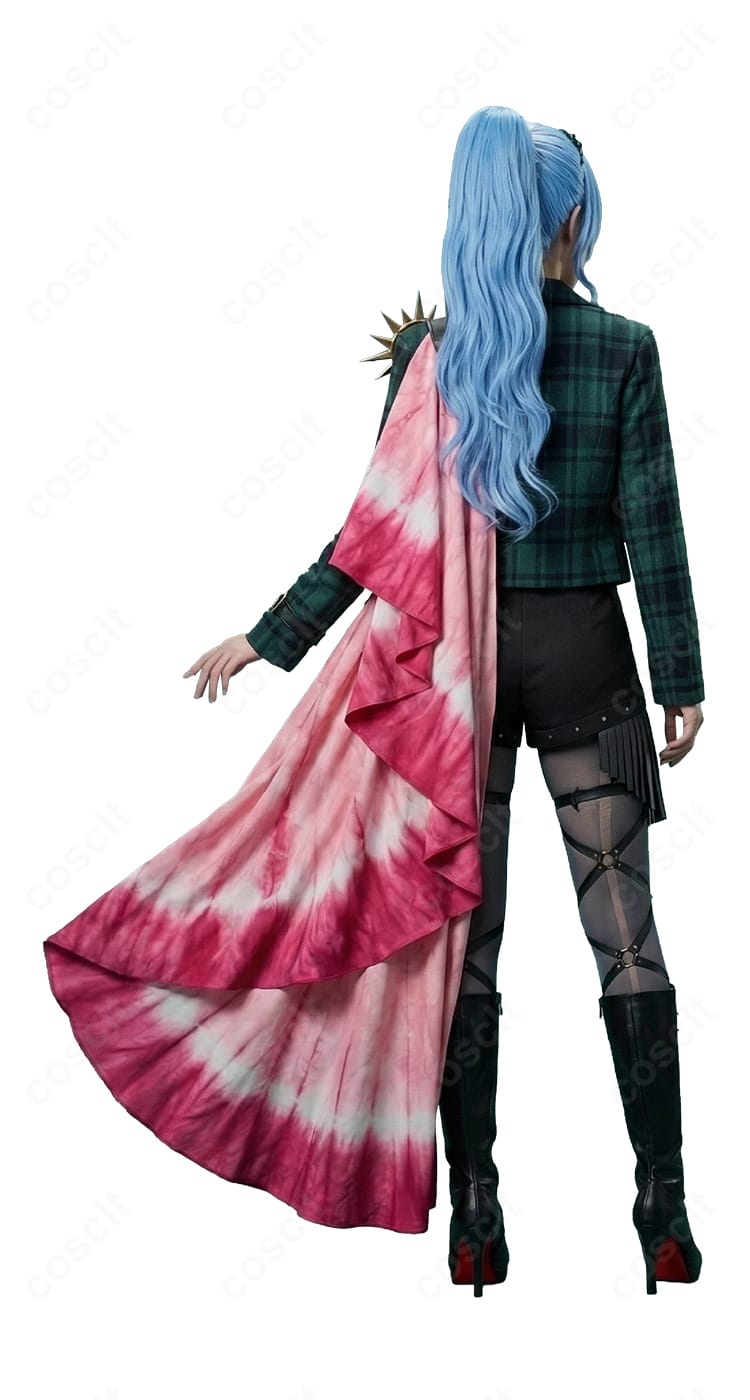 星街すいせいライブ衣装の背面。コートのシルエット、後ろ開き構造、ソックスのフィット感が確認できる