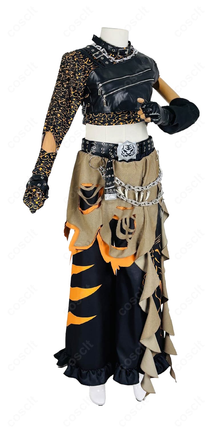 ホロライブ風VTuberステージ衣装の装飾ディテール(ネックレス・腰チェーン・リストストラップの質感)