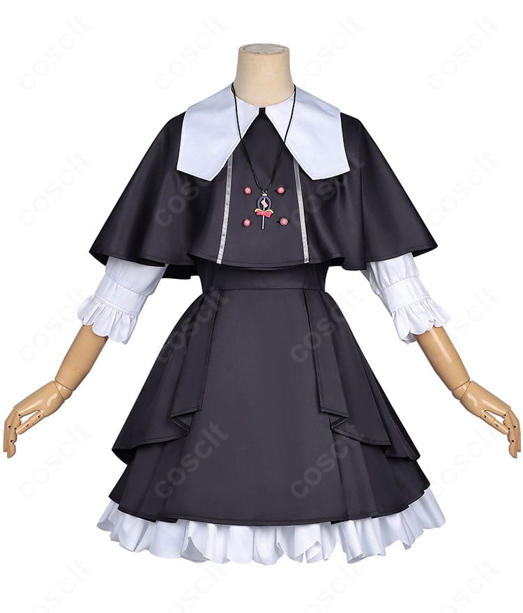 ワンピースとケープの正面全体像。清楚なシルエットと上品なバランスが分かる商品写真