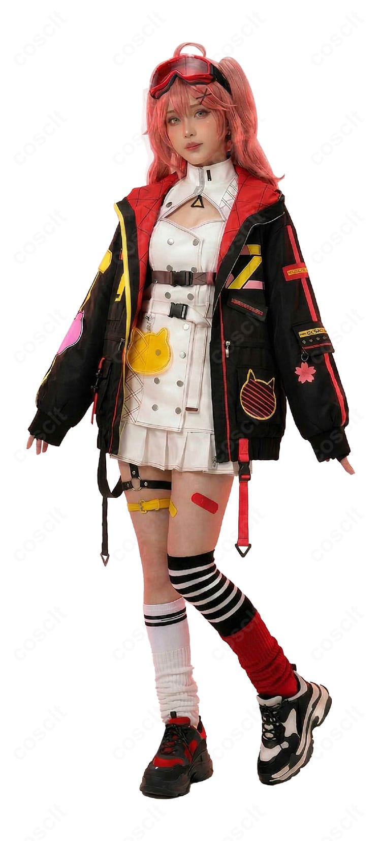 さくらみこ 生誕祭2026新衣装コスプレの正面全体画像|ワンピースとコートのシルエット