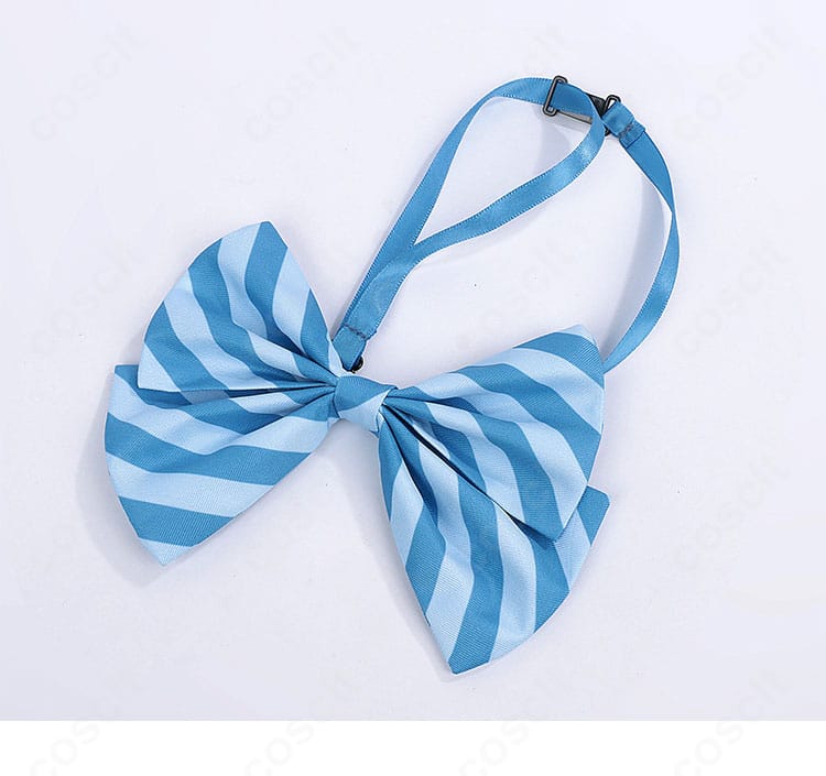 リボン単体のアップ。結び目のボリュームと形状、質感を明確に示す