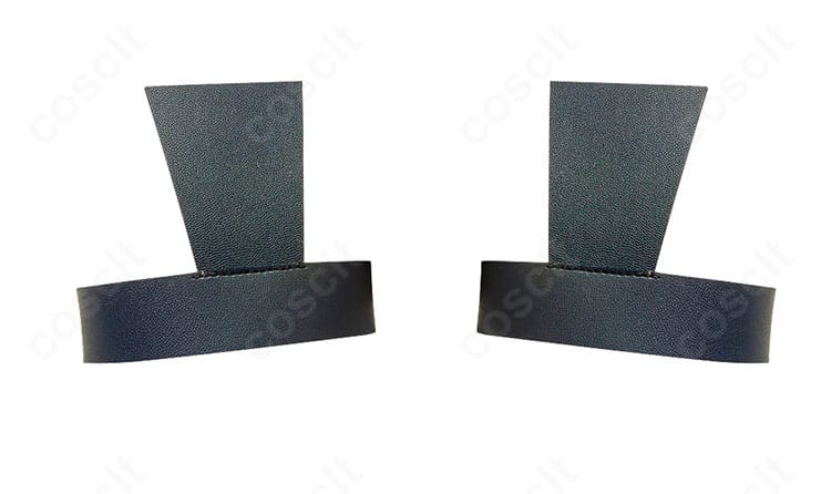 髪飾りの星モチーフと留め具構造を示すクローズアップ