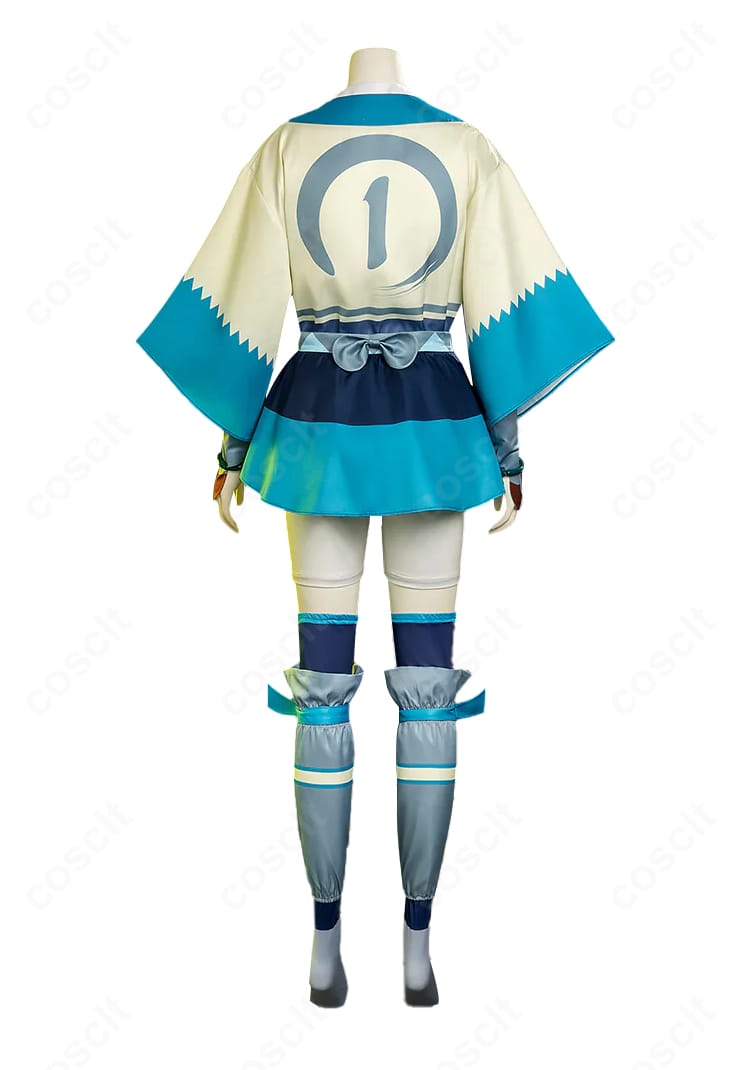 背面装飾と腰周りの構成、ステッチワークのディテール