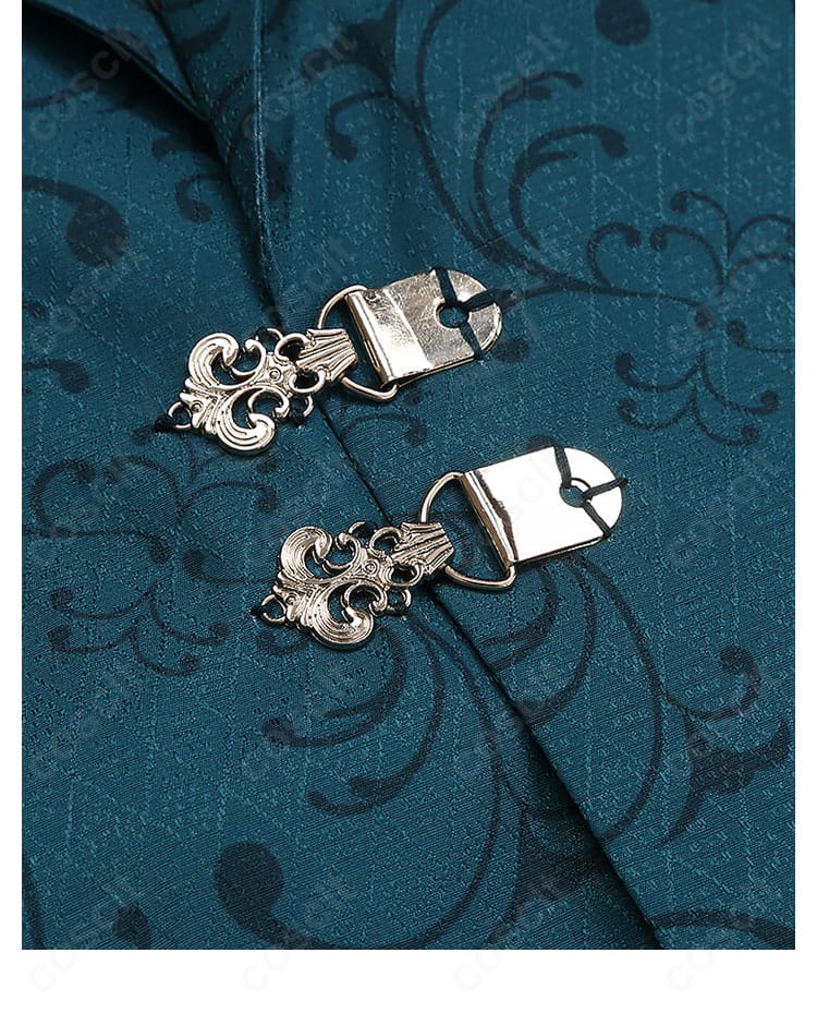 襟元の留め具とフロントの系留装飾ディテール