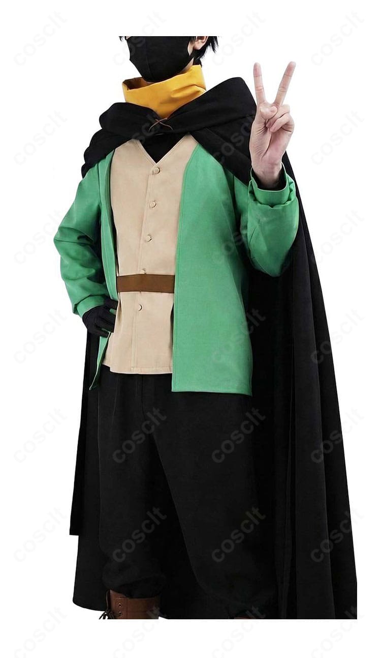 ナツキ・スバル新衣装コスプレの側面。マントの落ち感とベルト位置のバランスを確認できる