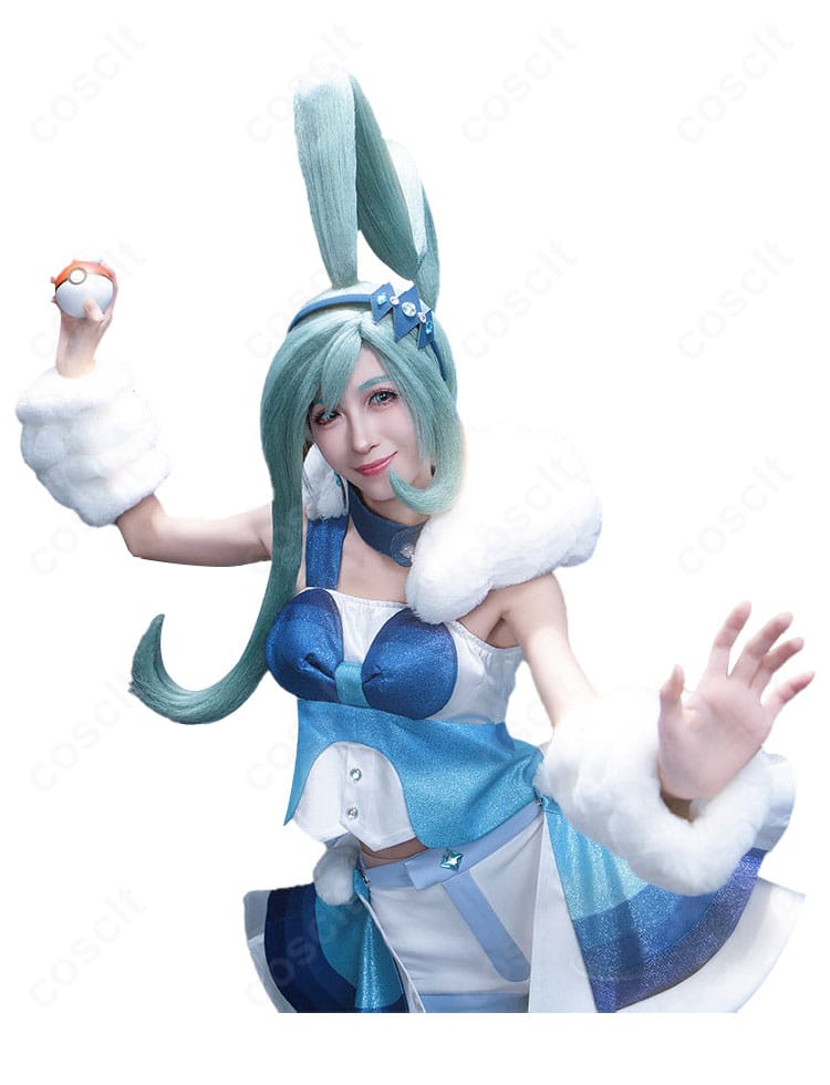 ルチア衣装の襟元ディテール（チョーカーとリボンの配置）