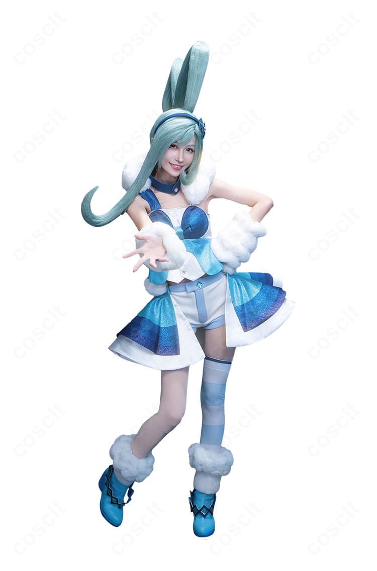 ルチア コスプレ衣装の正面全体図（トップスとスカートのシルエット）