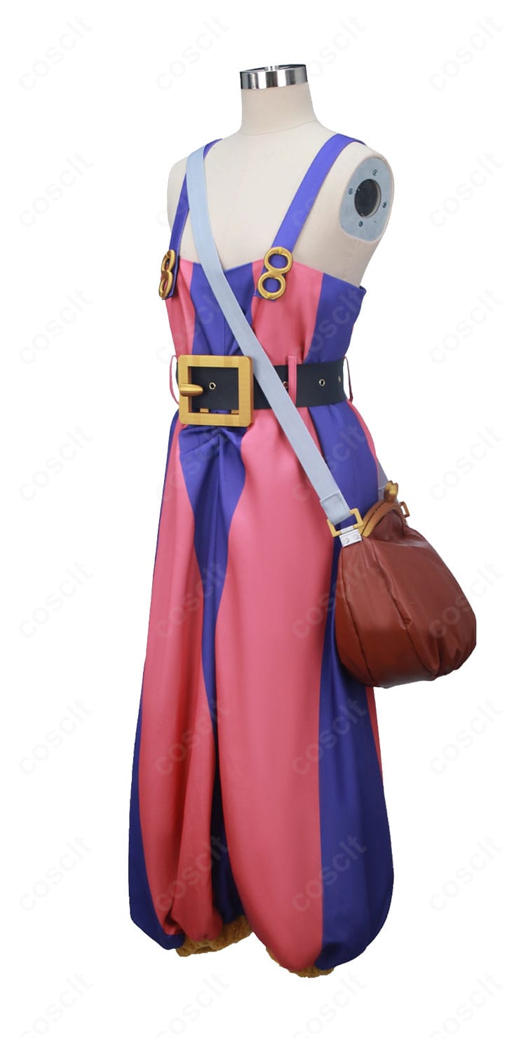 ウソップ エルバフ編コスプレ衣装の側面シルエット(ベルトとメッセンジャーバッグの見え方)