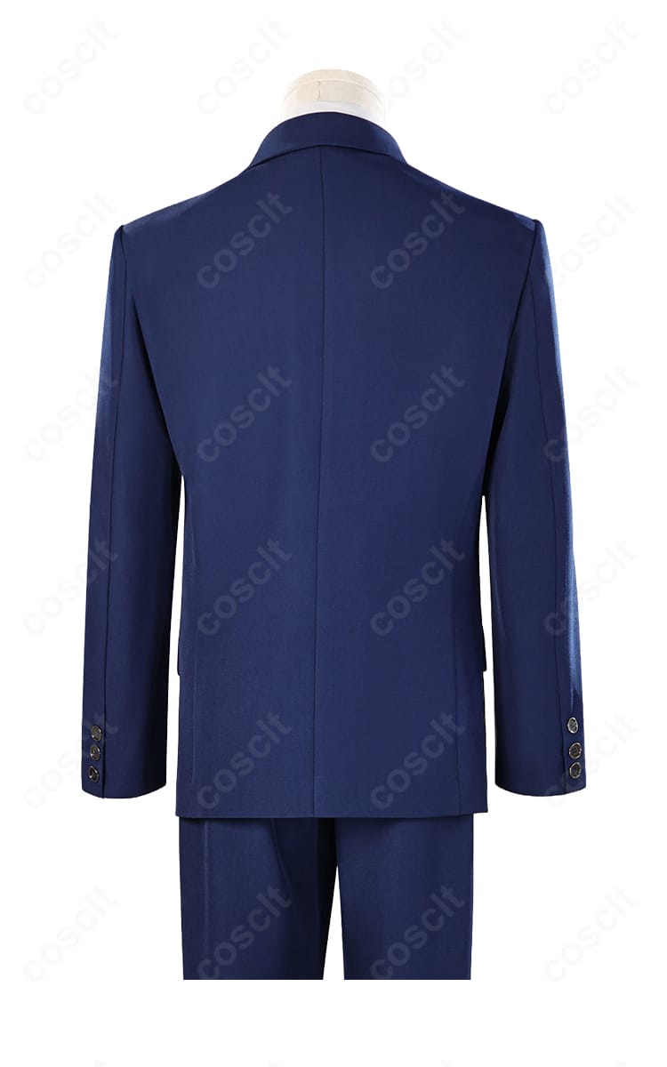 二藤宏嵩 スーツ衣装の背面。センターベントと背中のライン、落ち着いた色味を強調