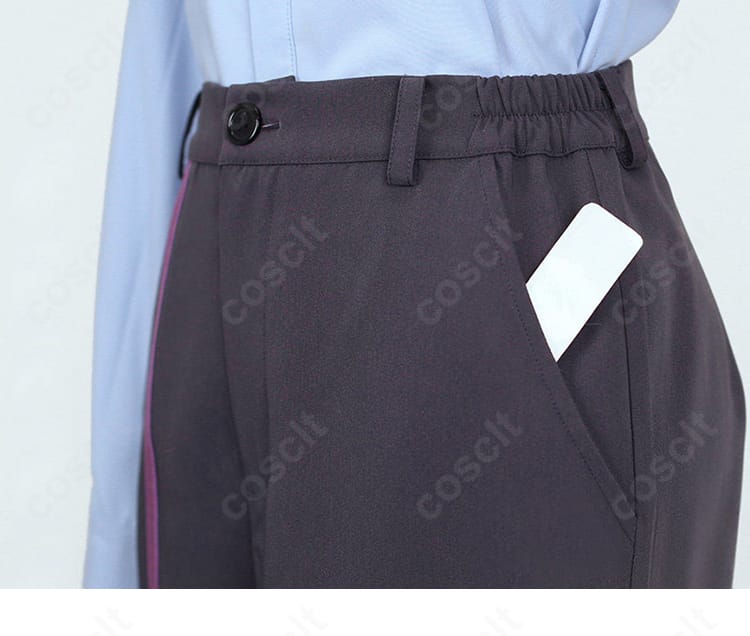 コートポケットの追加ディテール。実用性とデザイン性の両立