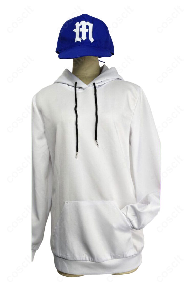 パーカー前面ディテール。フード口と胸元のステッチ、発色の質感が分かる近接写真