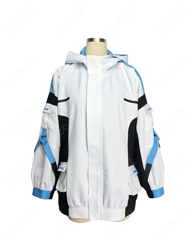 飛鳥馬トキ 臨戦コスプレ衣装の正面。コートの直線的シルエットとベルトセット、ウエストポーチの見え方を詳細に確認