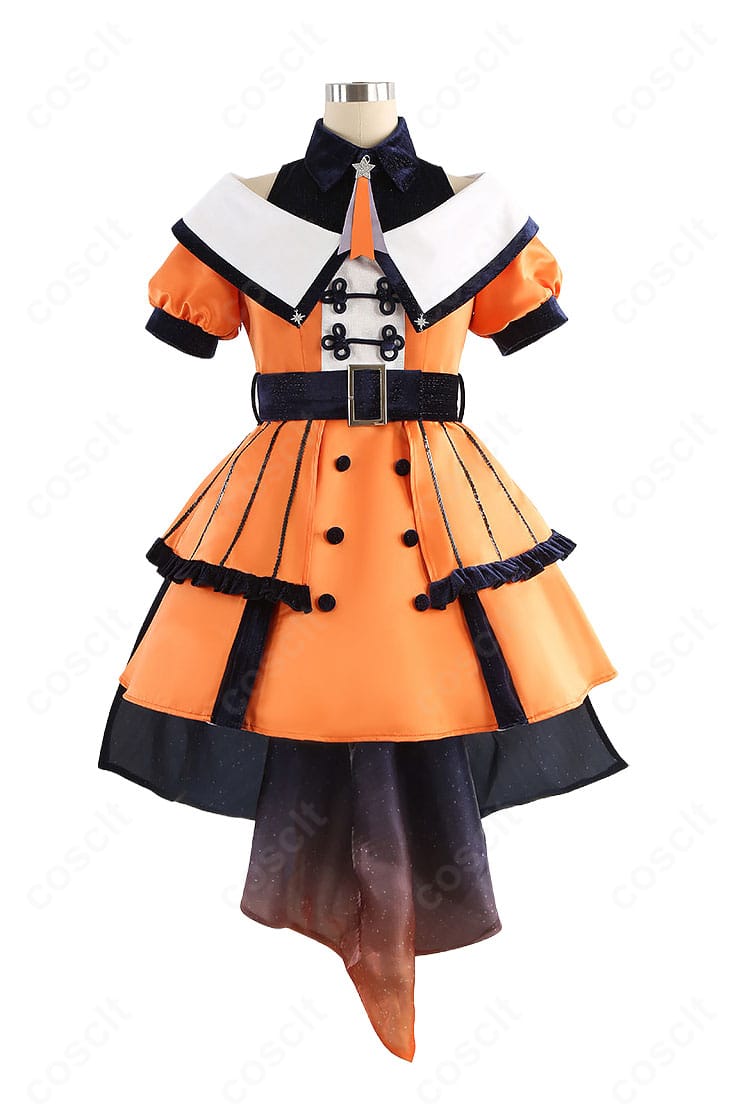 澁谷かのん ステージ衣装の正面全体写真（高コントラスト配色とハリ感のあるシルエット）