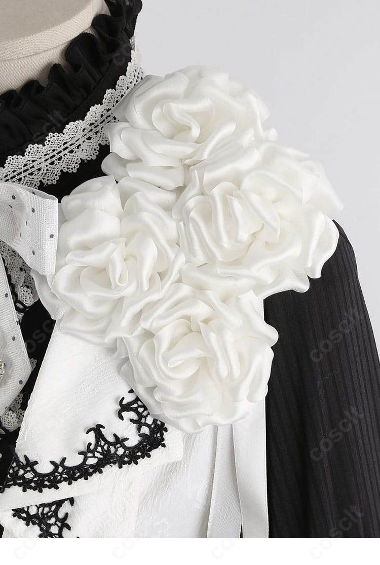 百 Re:vale記念日衣装の肩章・ショルダー装飾のクローズアップ