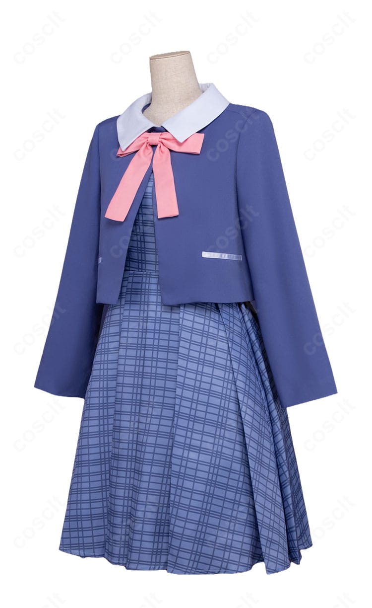 結束いのり 私服コート衣装の側面シルエット