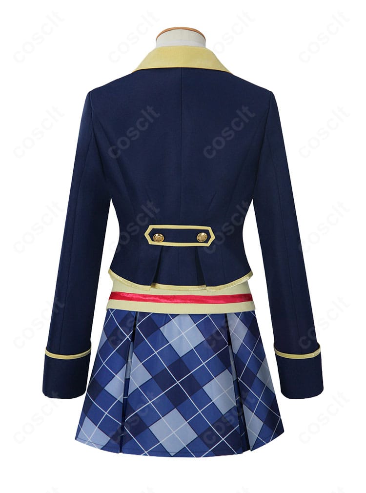 プリパラ パプリカ学園 冬制服コスプレの背面全体(センターベントと後ろ姿のライン)