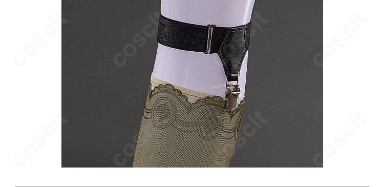 ソックスガーターと靴下の足元コーデ。ラインの見せ方と着用バランスの参考に。