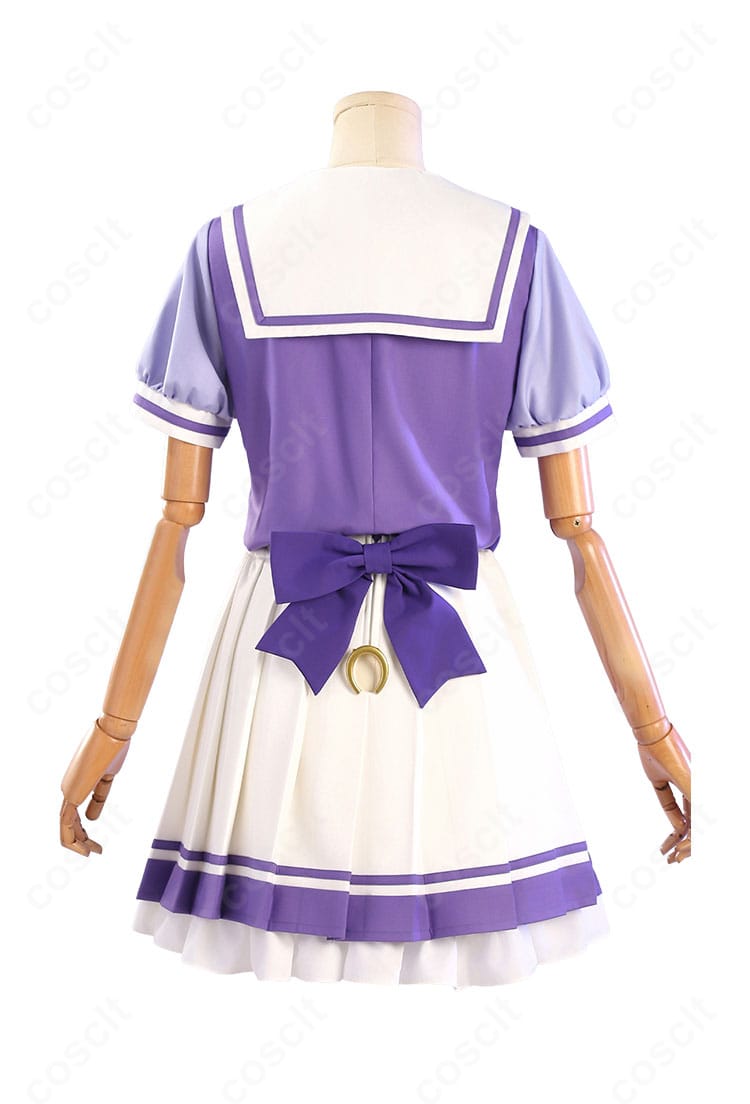 トレセン学園・夏服の背面デザインと背部リボン固定位置の詳細写真