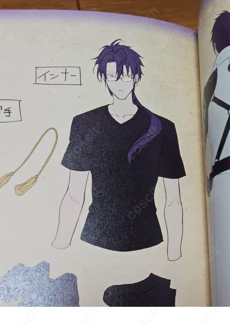 内番服セットの黒Tシャツ正面。首元の形状と身幅、シンプルで撮影映えするフロントシルエットを示す画像。