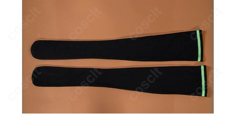 ニーハイソックスのライン装飾とフィット感