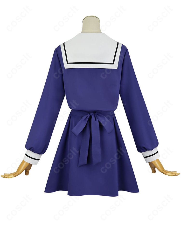 学園制服コスプレ衣装の背面全体ディテール、すっきりしたワンピースライン