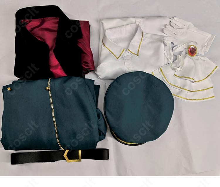 セット内容一式（ロングコート、マント、シャツ、ジャボ、帽子、手袋）を並べた画像。付属品がひと目で分かる。