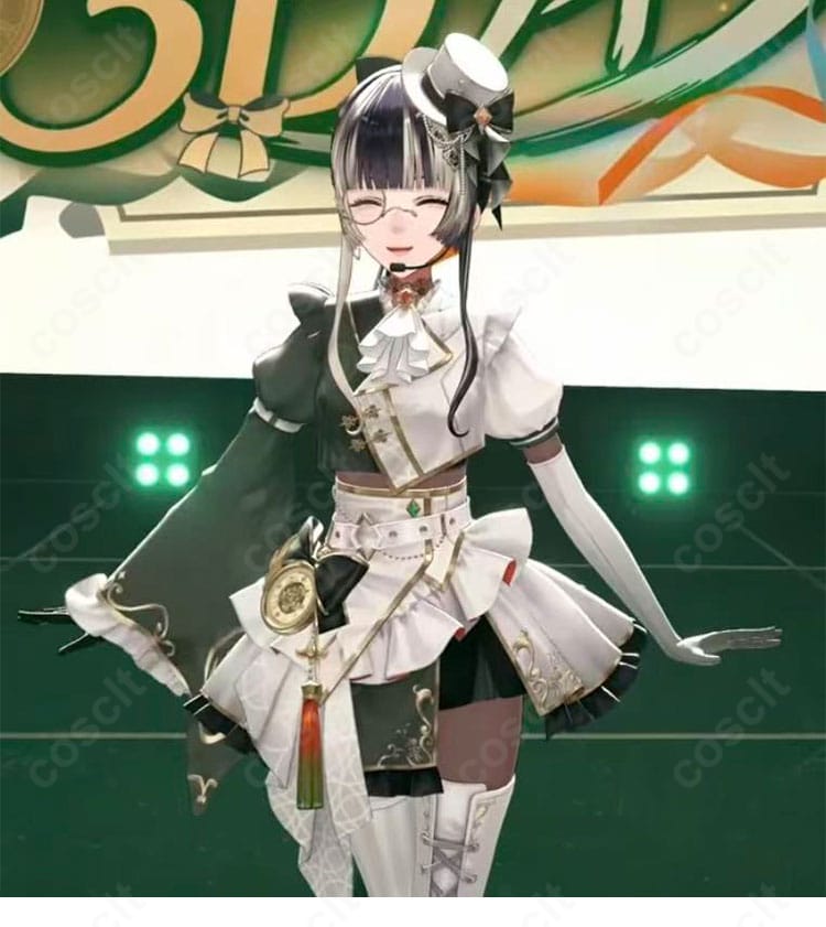 コスチューム正面全体のディテール。ボディラインとスカートのシルエット、落ち着いた配色が確認できる正面図。