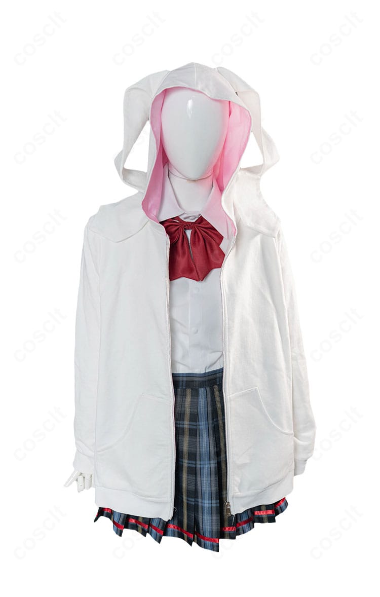 ユースティア学園制服コスプレ衣装の正面全体。うさ耳フードとリボン、スカートのシルエットが確認できる