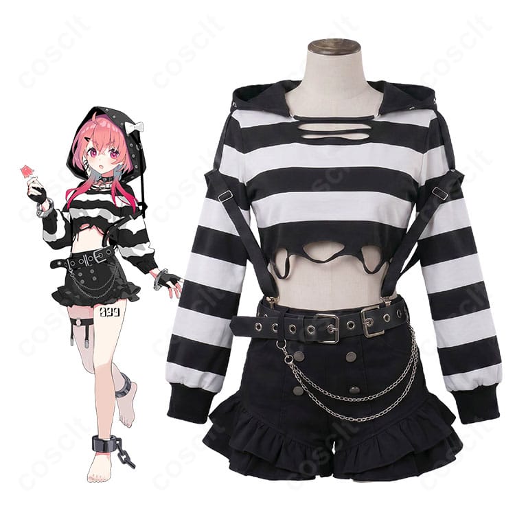 にじさんじ 笹木咲 セルメイツ 囚人番号039のコスプレ衣装を着用した全身イメージ。サスペンダーとメタルチェーン、落ち着いた配色で世界観を高再現。