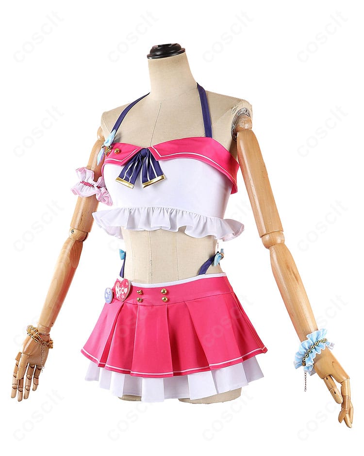 ラブライブ!矢澤にこ 水着Ver. コスプレ衣装の側面。ウエストラインとキュロットの広がり、脚長効果がわかる角度。