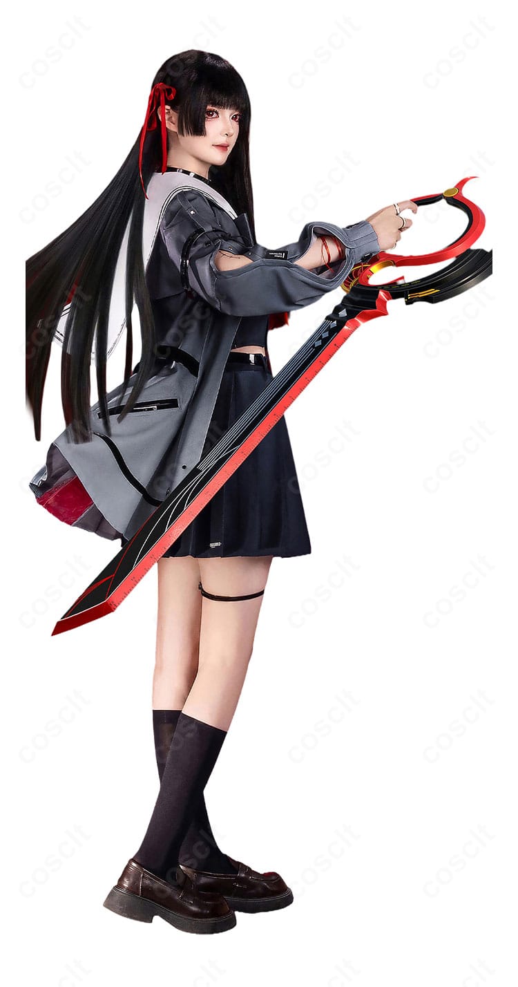 朽葉千咲 制服コスプレの側面。ウエストのベルトコンポーネントとスカートの広がり、シルエットの立体感を強調。