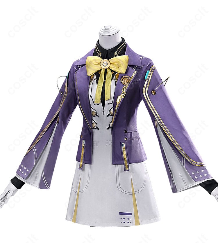鳴潮 エイメス 制服コスプレ衣装の正面全体。ハリのあるコートとワンピースのシルエット、胸飾りとバッジの配置を確認できる画像。