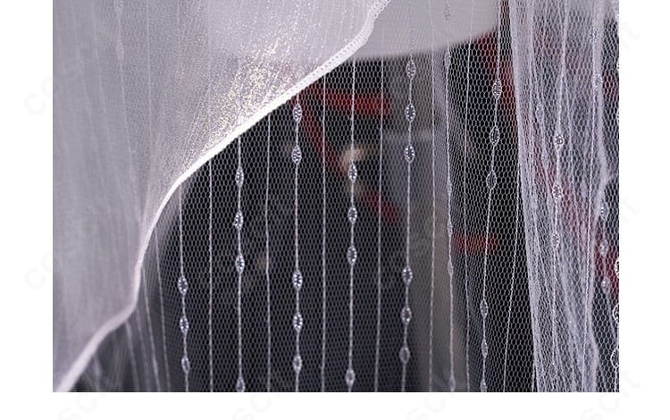 鳴潮 フローヴァ コスプレ衣装に使用した網紗装飾のディテール。軽やかな透け感を確認できる写真