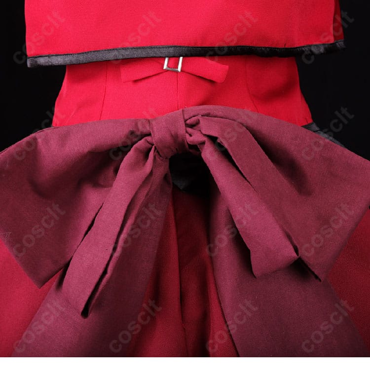 ヴィータ騎士服ver.コスプレ衣装の背面リボン装飾ディテール。後ろ姿を華やかに見せるポイント