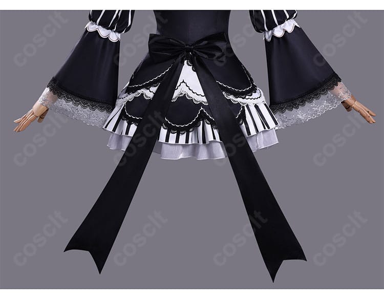 佐伯ミリア コスプレ衣装の背面に配した黒色リボン装飾のディテール
