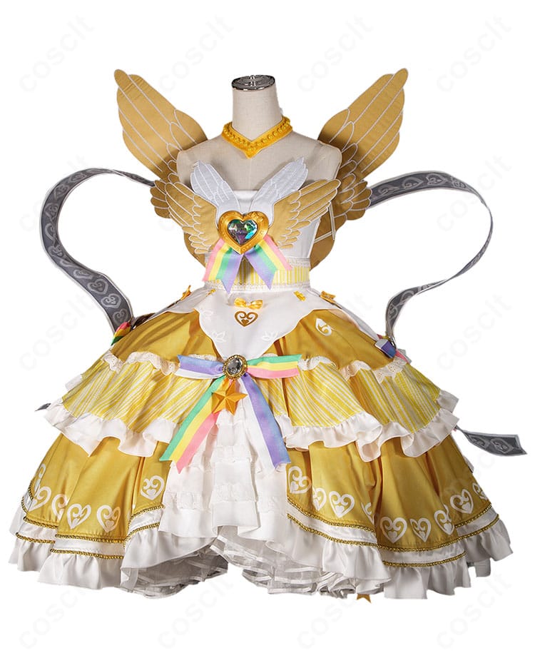 真中らぁら 神ドレスコーデのワンピースとスカート装飾を確認できる正面